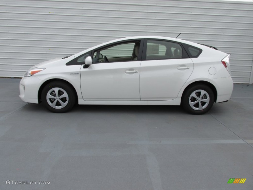 2015 Prius Two Hybrid - Blizzard Pearl / Bisque photo #6