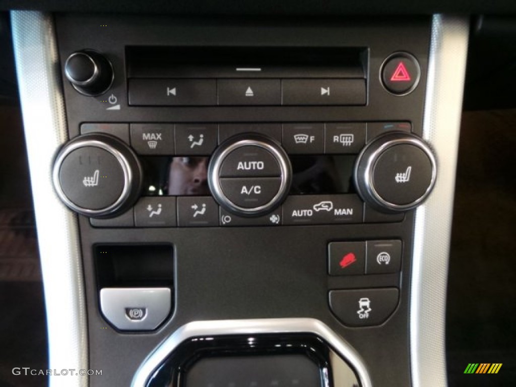 2015 Land Rover Range Rover Evoque Dynamic Controls Photo #99593941