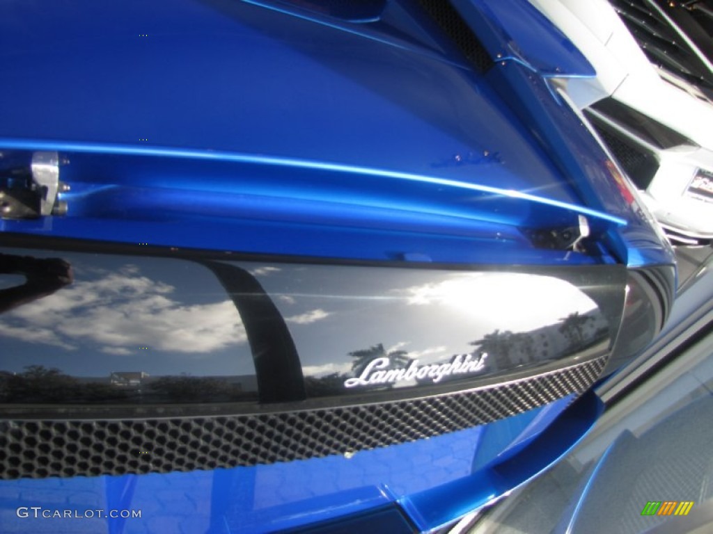 2006 Murcielago Roadster - Blu Nova (Blue Pearl) / Ivory/Blue Delphinus photo #16