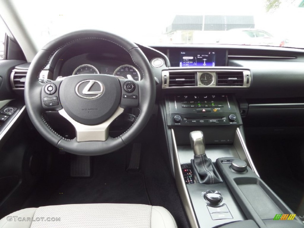 2014 IS 250 - Starfire Pearl / Light Gray photo #16