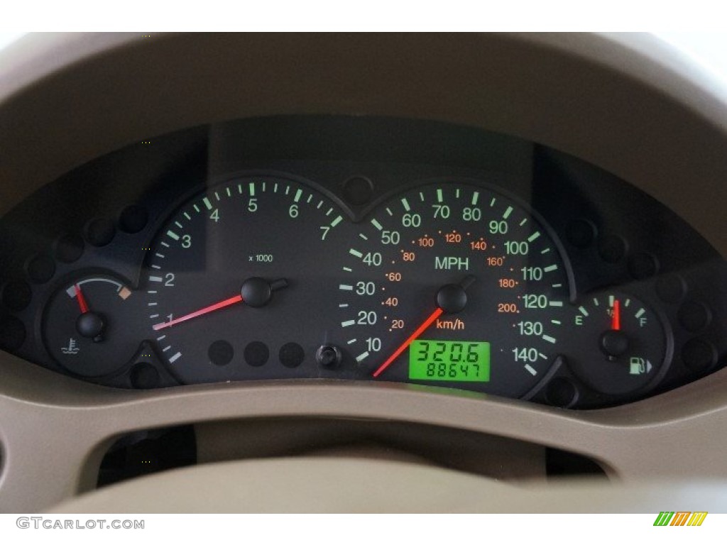2006 Ford Focus ZX4 SES Sedan Gauges Photos