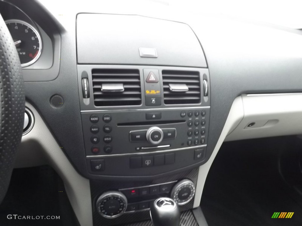 2010 Mercedes-Benz C 63 AMG Controls Photo #99614958