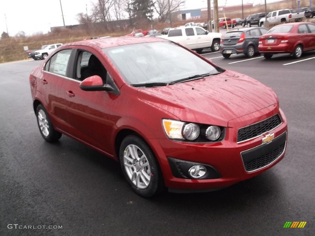 2015 Sonic LT Sedan - Crystal Red Tintcoat / Jet Black/Dark Titanium photo #5