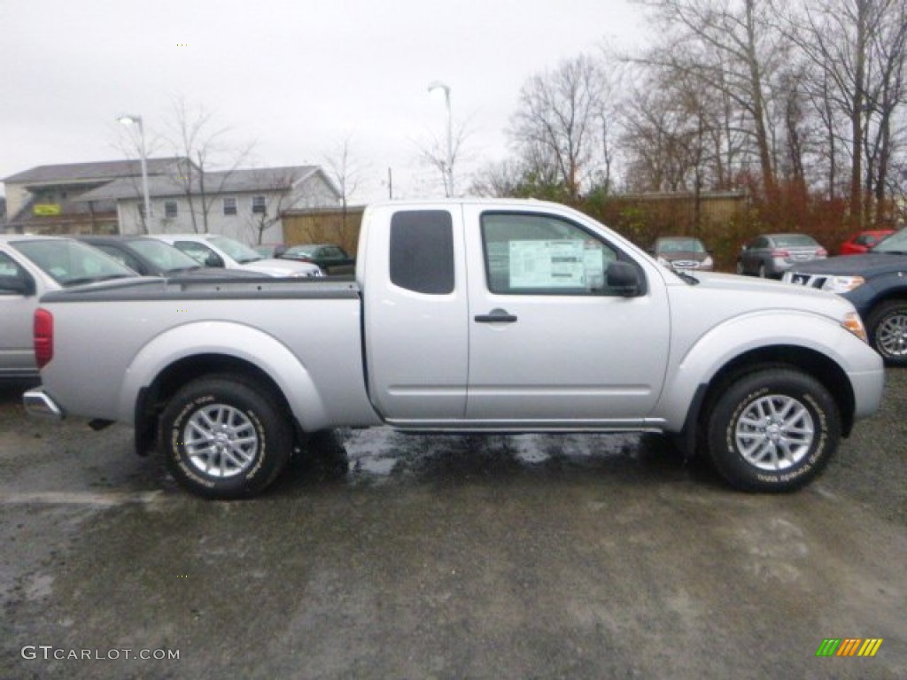 2015 Frontier SV King Cab 4x4 - Brilliant Silver / Steel photo #2