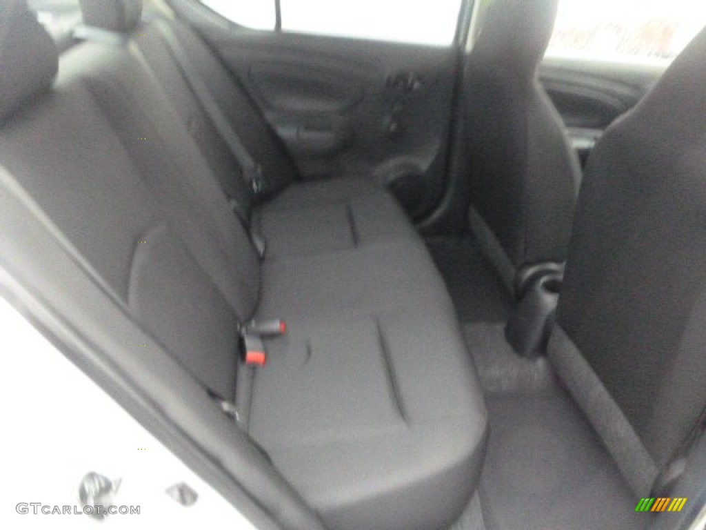 2015 Versa 1.6 S Plus Sedan - Brilliant Silver / Charcoal photo #12