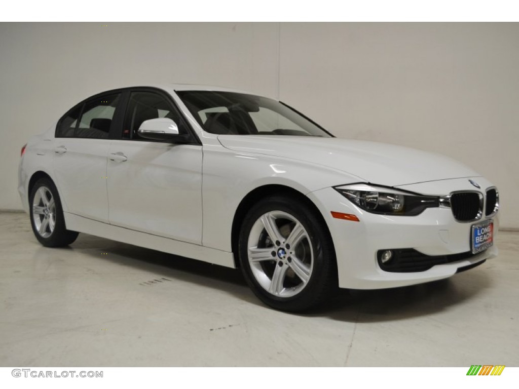 2015 3 Series 320i Sedan - Alpine White / Black photo #2