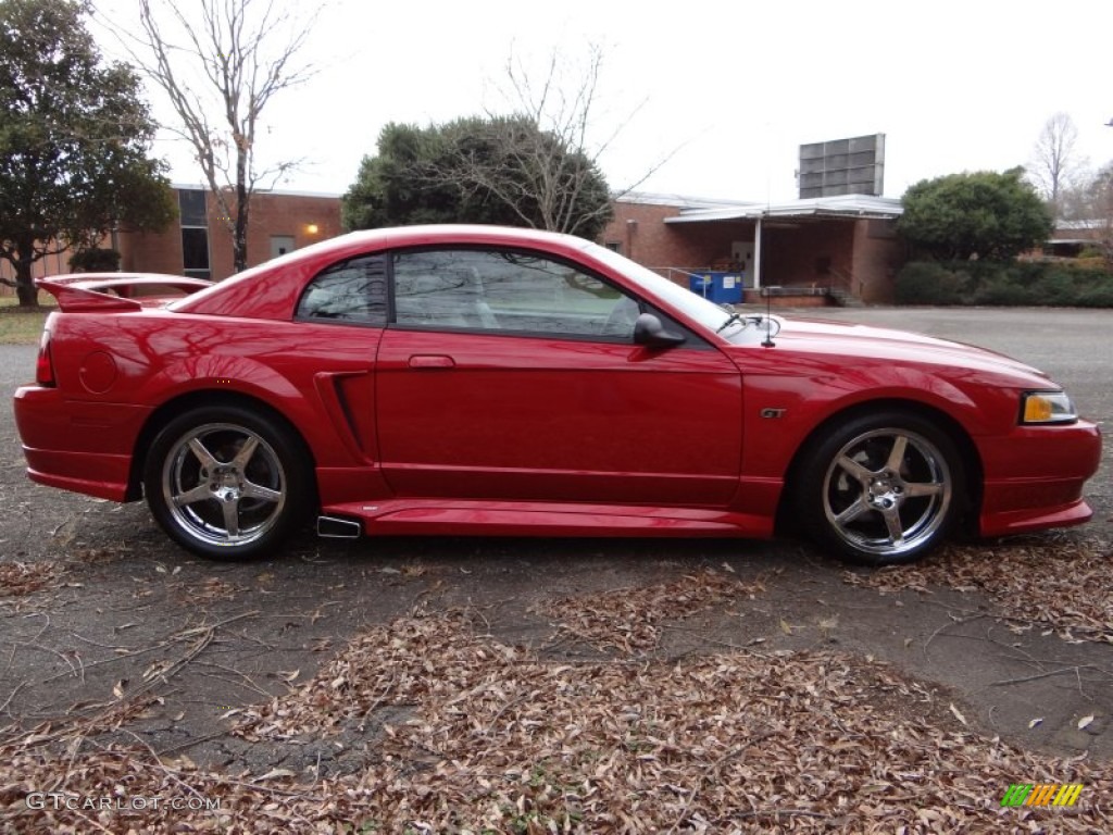 2000 Mustang GT Coupe - Laser Red Metallic / Medium Graphite photo #8