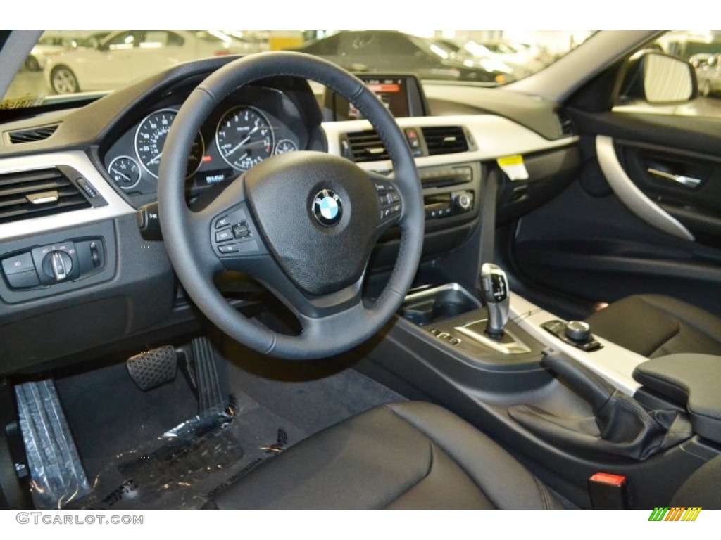 2015 3 Series 320i Sedan - Alpine White / Black photo #6