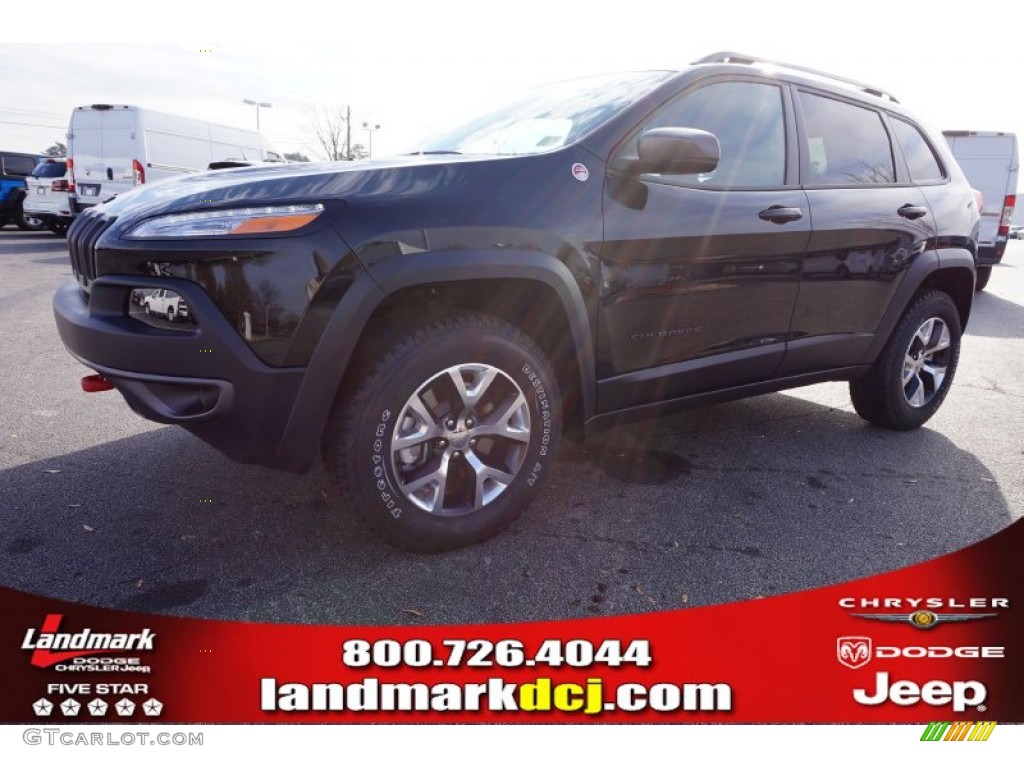 2015 Cherokee Trailhawk 4x4 - Brilliant Black Crystal Pearl / Trailhawk Black photo #1