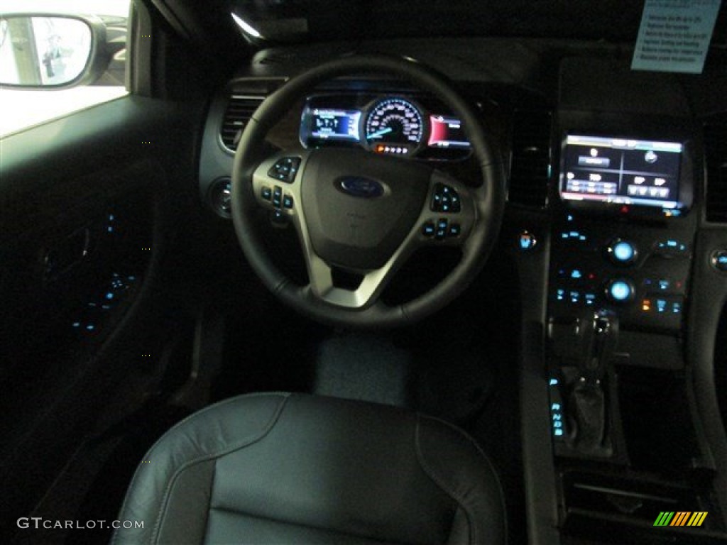 2015 Taurus Limited - Tuxedo Black Metallic / Charcoal Black photo #11