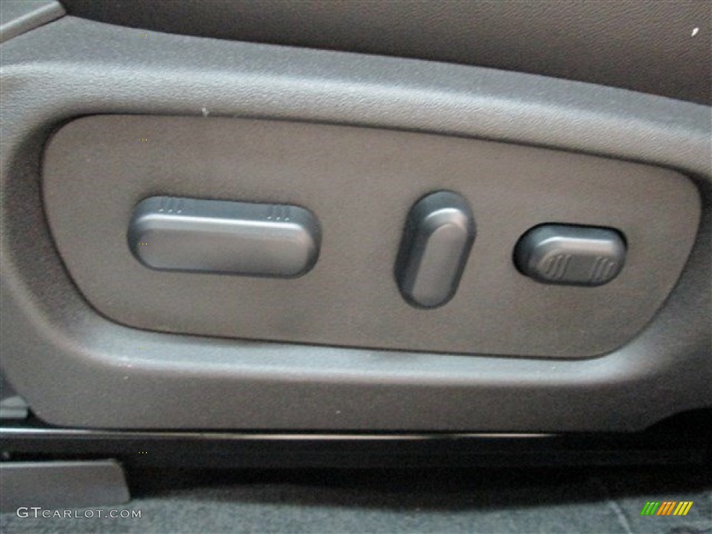 2015 Taurus Limited - Tuxedo Black Metallic / Charcoal Black photo #15