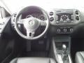Reflex Silver Metallic - Tiguan SE 4Motion Photo No. 15