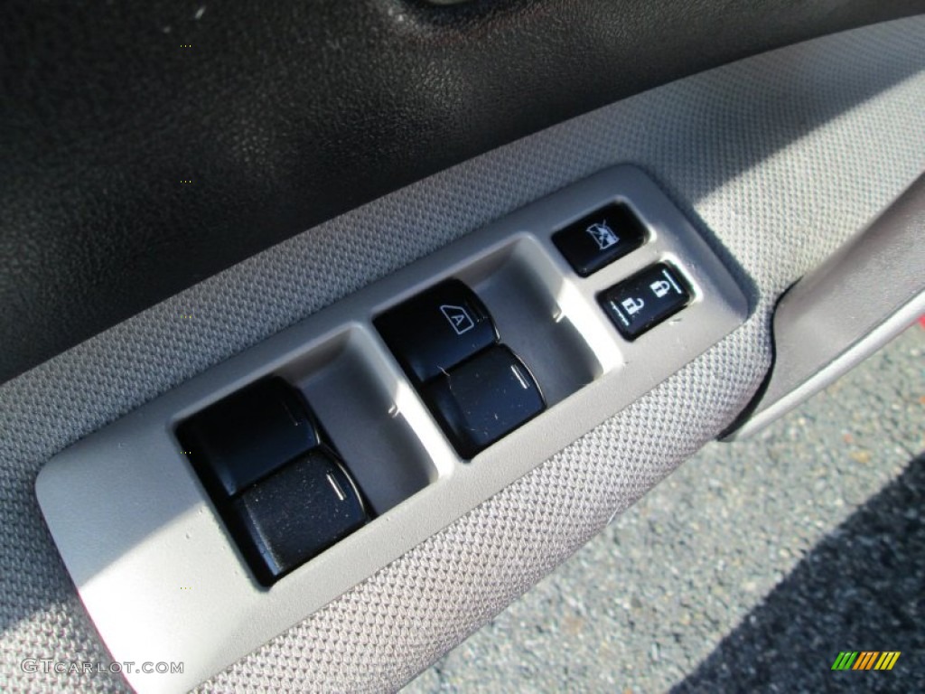 2008 Rogue S AWD - Venom Red Pearl / Gray photo #13