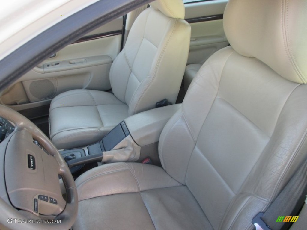2001 S80 T6 - White / Taupe/Light Taupe photo #4