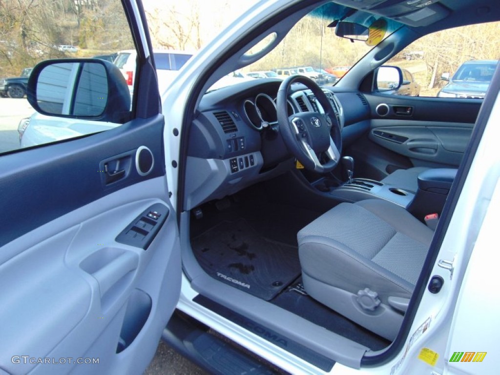2015 Tacoma TRD Sport Double Cab 4x4 - Super White / Graphite photo #13
