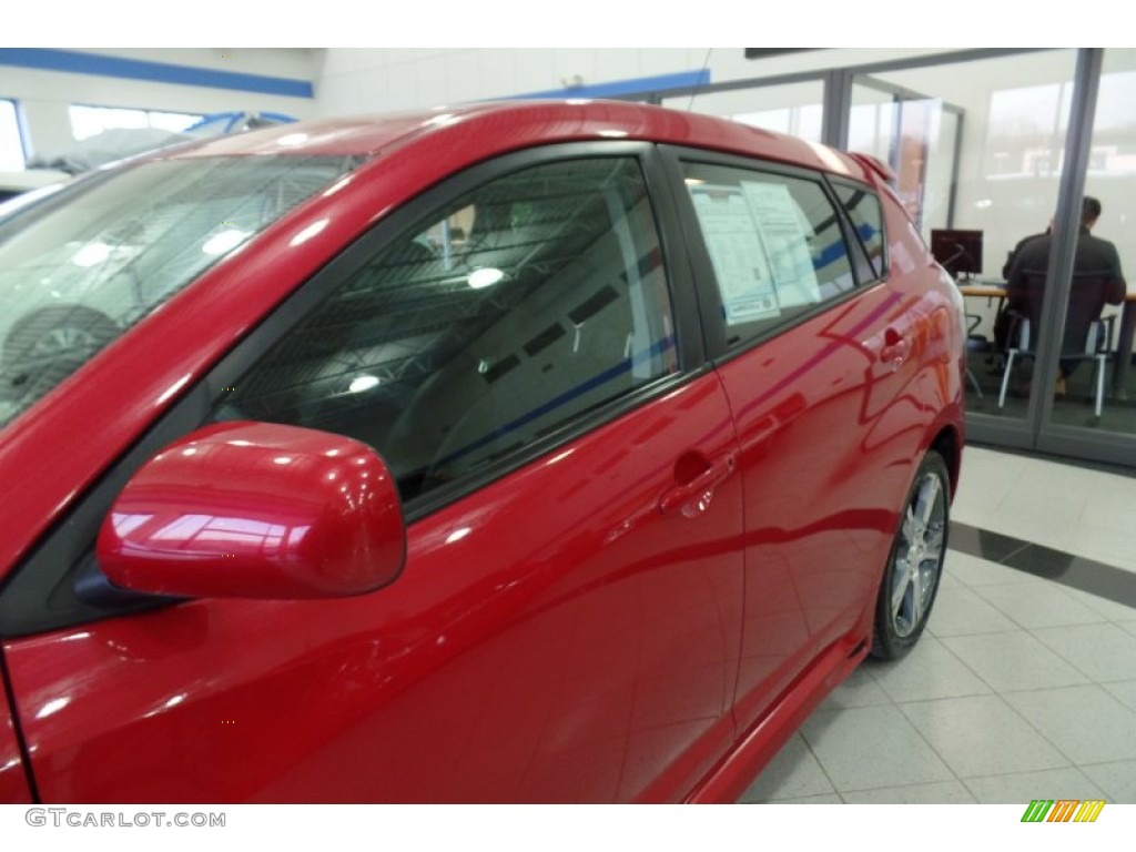 2009 Vibe GT - Red Hot Metallic / Ebony photo #6