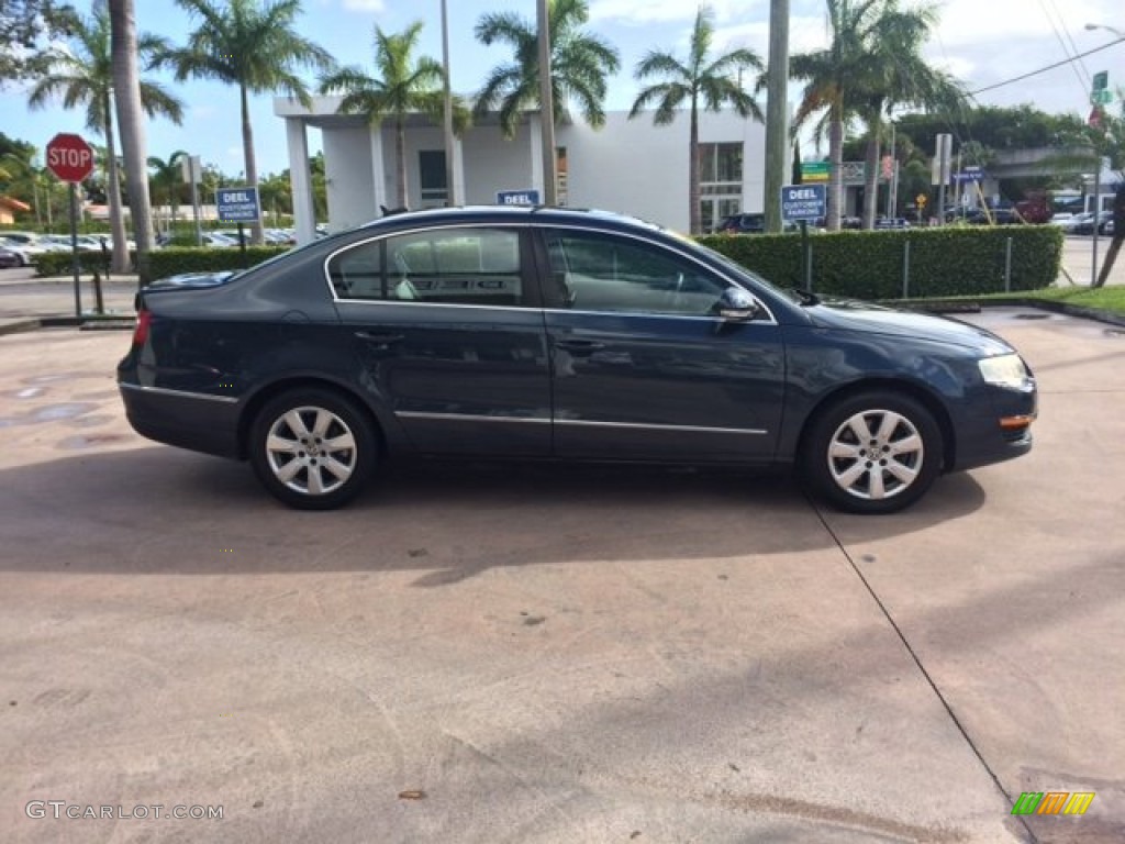 2006 Passat 2.0T Sedan - Blue Graphite Metallic / Classic Grey photo #8