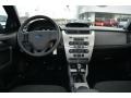 Ebony Black - Focus SE Sedan Photo No. 11