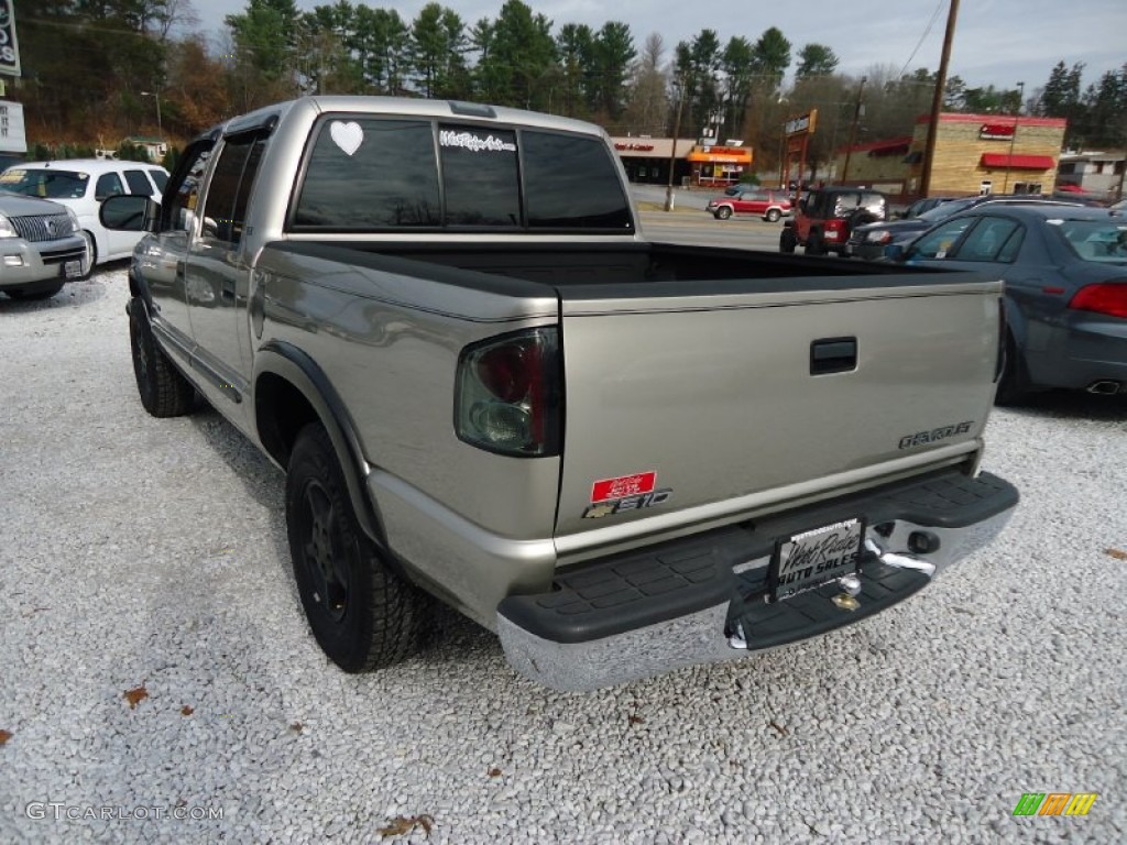 2001 S10 LS Crew Cab 4x4 - Light Pewter Metallic / Graphite photo #7