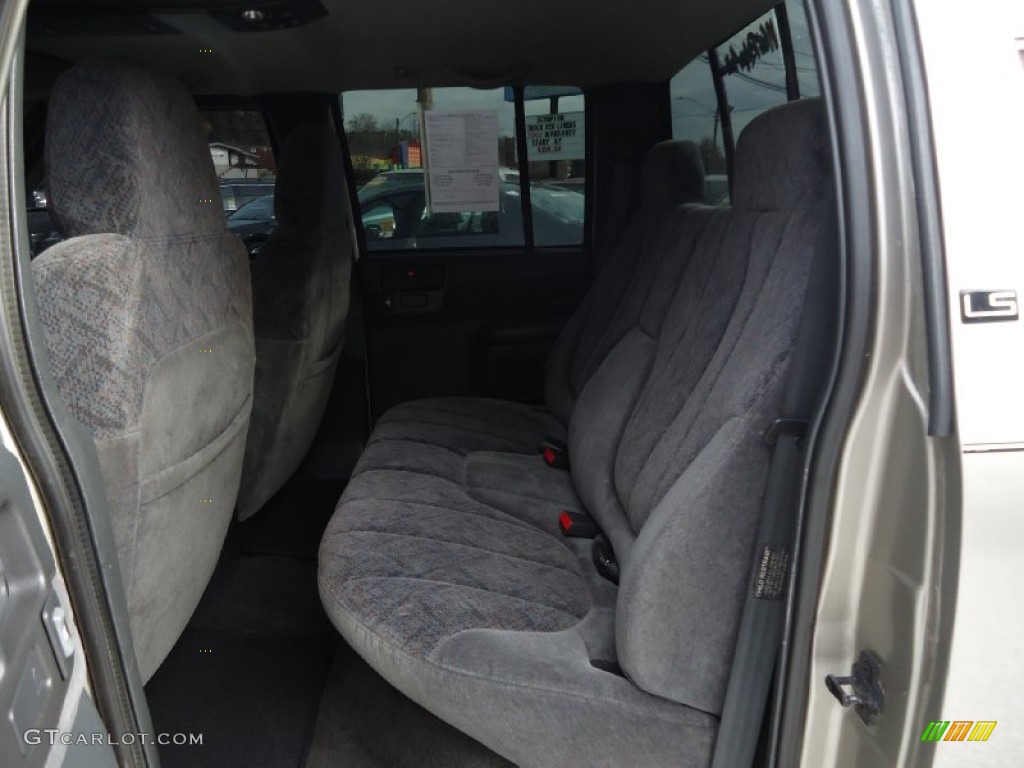 2001 S10 LS Crew Cab 4x4 - Light Pewter Metallic / Graphite photo #21