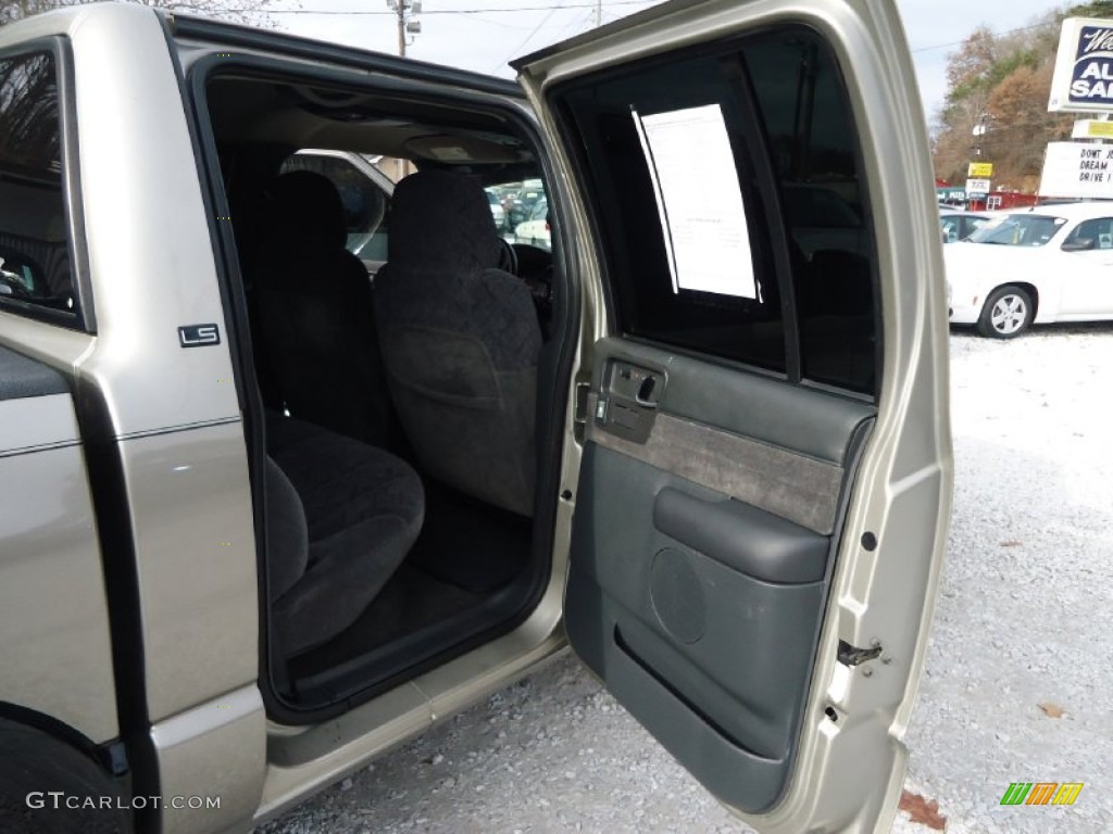 2001 S10 LS Crew Cab 4x4 - Light Pewter Metallic / Graphite photo #22