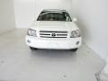 Super White - Highlander V6 4WD Photo No. 5