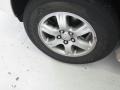 Super White - Highlander V6 4WD Photo No. 9