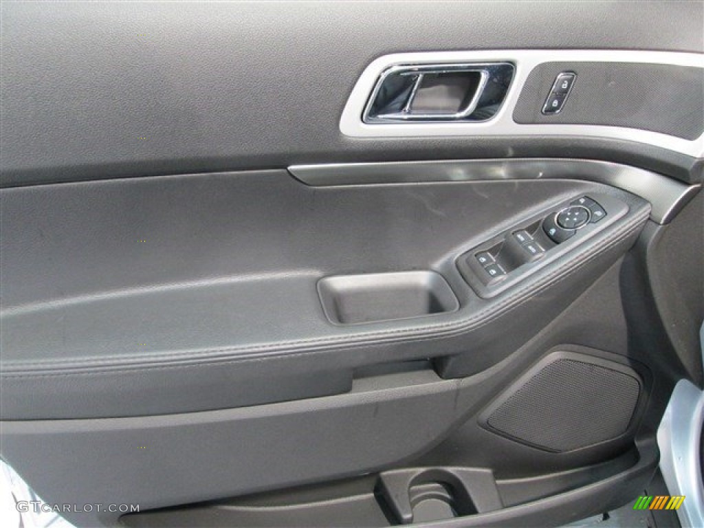 2015 Explorer XLT - Ingot Silver / Charcoal Black photo #16