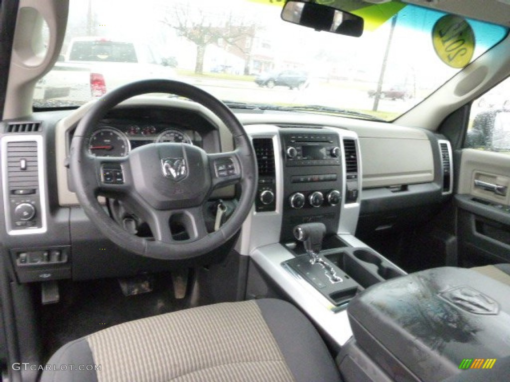 2012 Ram 1500 SLT Crew Cab 4x4 - Black / Dark Slate Gray/Medium Graystone photo #14