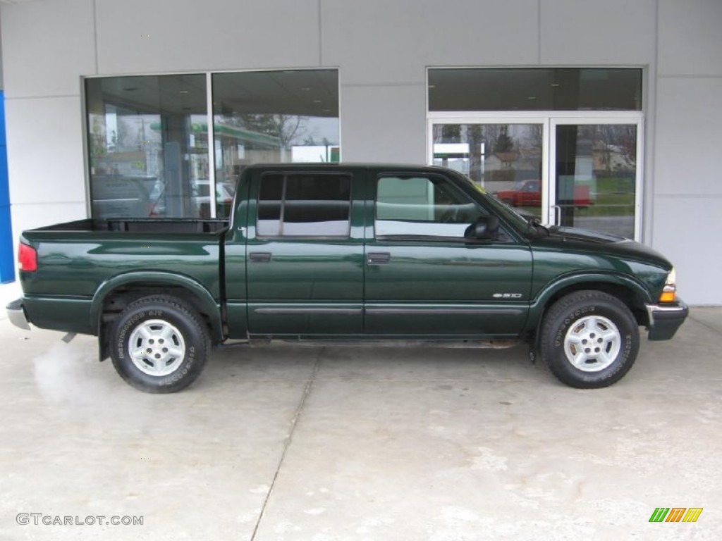 2002 S10 LS Crew Cab 4x4 - Forest Green Metallic / Graphite photo #2