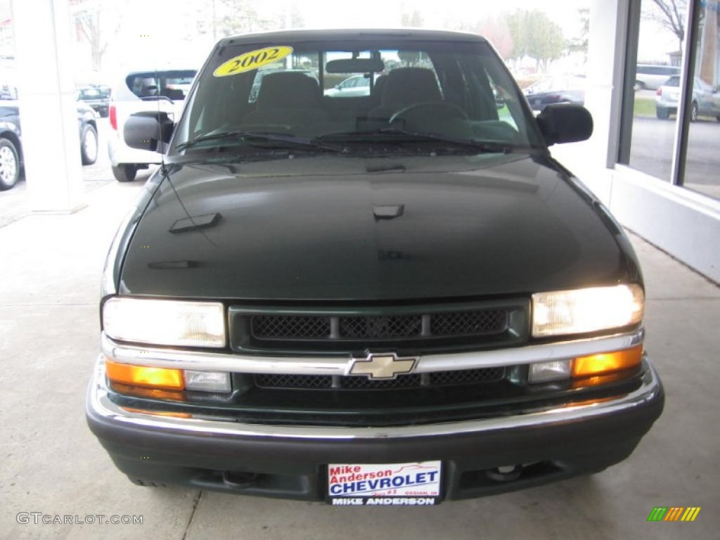 2002 S10 LS Crew Cab 4x4 - Forest Green Metallic / Graphite photo #22