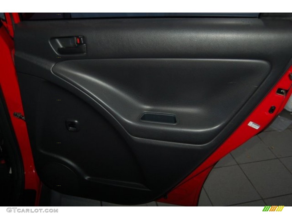 2004 Vibe  - Lava Red / Graphite photo #25