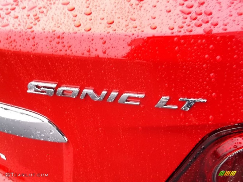 2015 Sonic LT Sedan - Red Hot / Jet Black/Dark Titanium photo #7