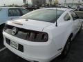 Oxford White - Mustang V6 Premium Coupe Photo No. 4