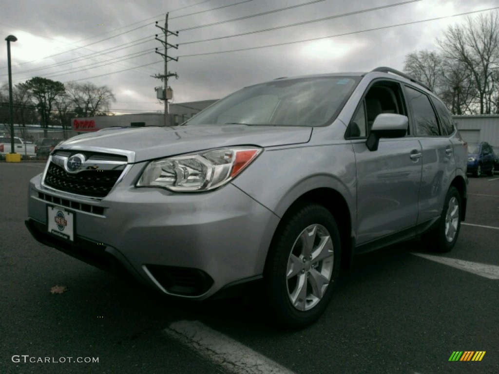 2015 Forester 2.5i Premium - Ice Silver Metallic / Gray photo #1