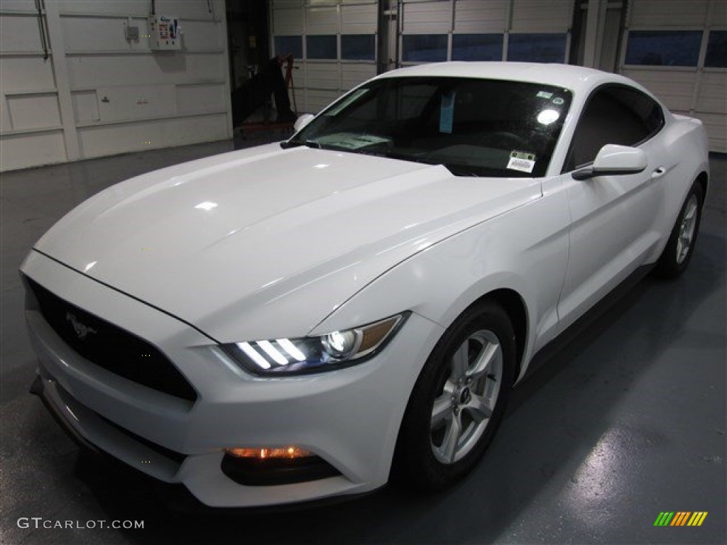 2015 Mustang V6 Coupe - Oxford White / Ebony photo #3