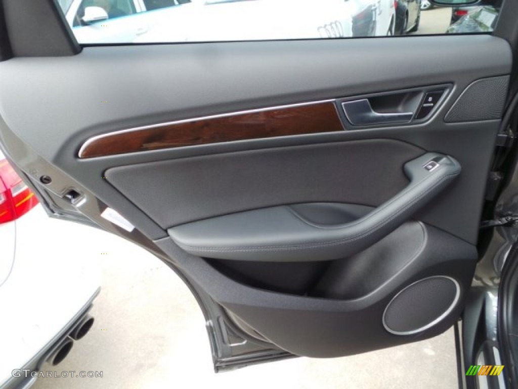 2015 Audi Q5 3.0 TDI Premium Plus quattro Door Panel Photos