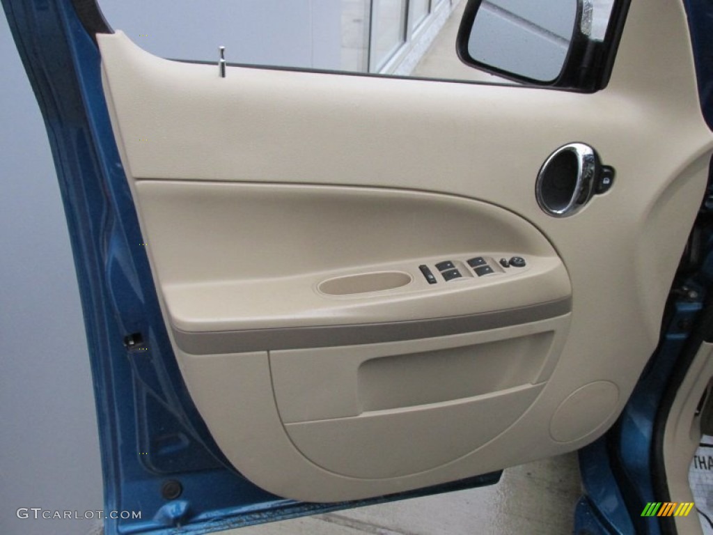 2009 HHR LT - Blue Flash Metallic / Cashmere photo #18