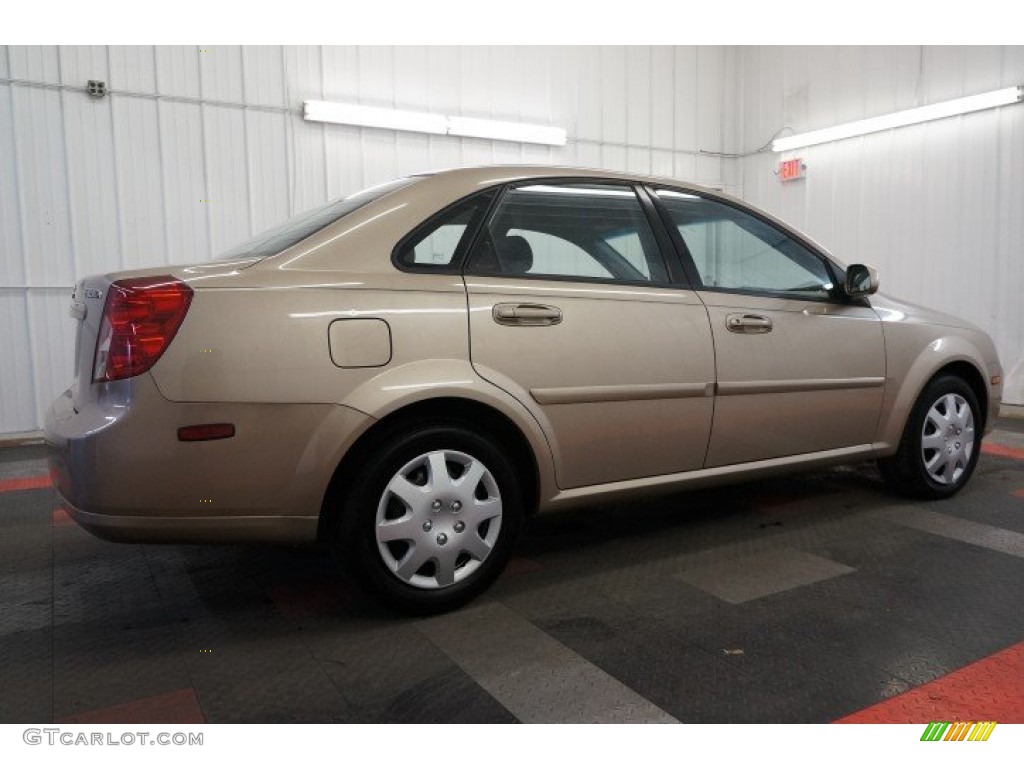 2007 Forenza Sedan - Champagne Beige Metallic / Grey photo #7