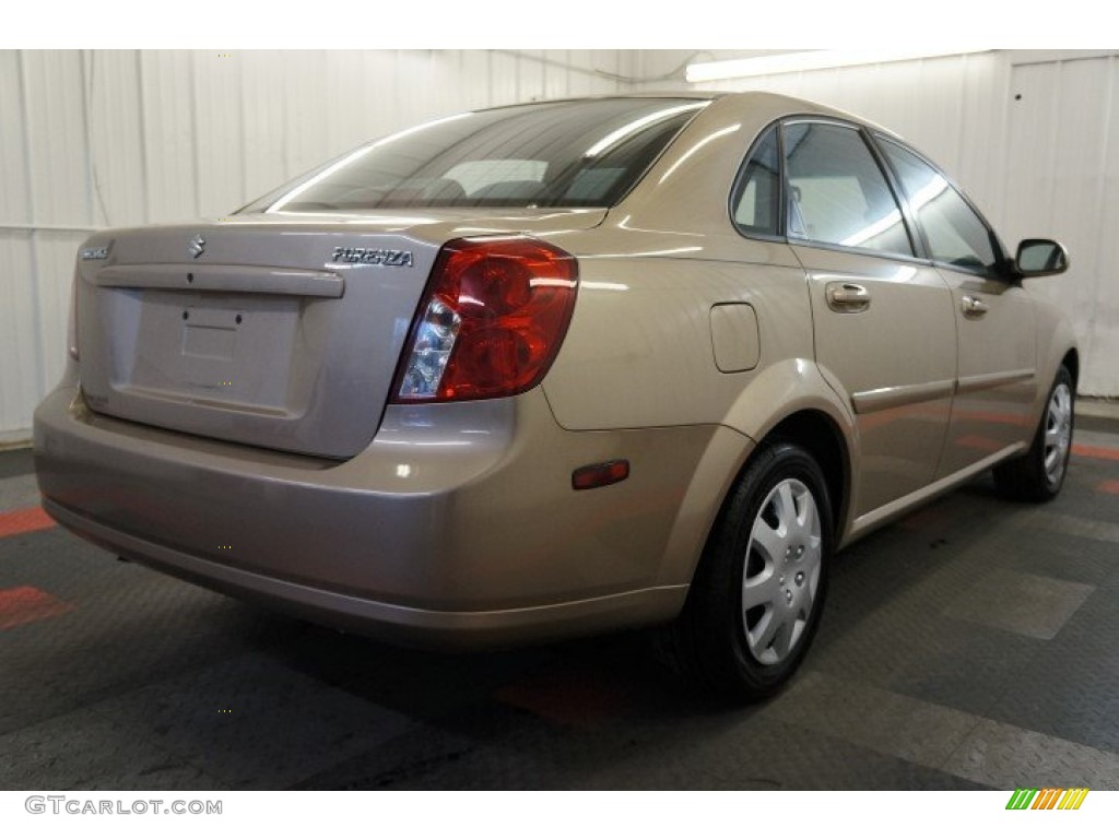 2007 Forenza Sedan - Champagne Beige Metallic / Grey photo #8