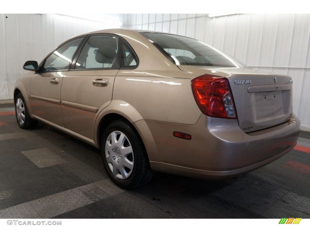 2007 Forenza Sedan - Champagne Beige Metallic / Grey photo #10