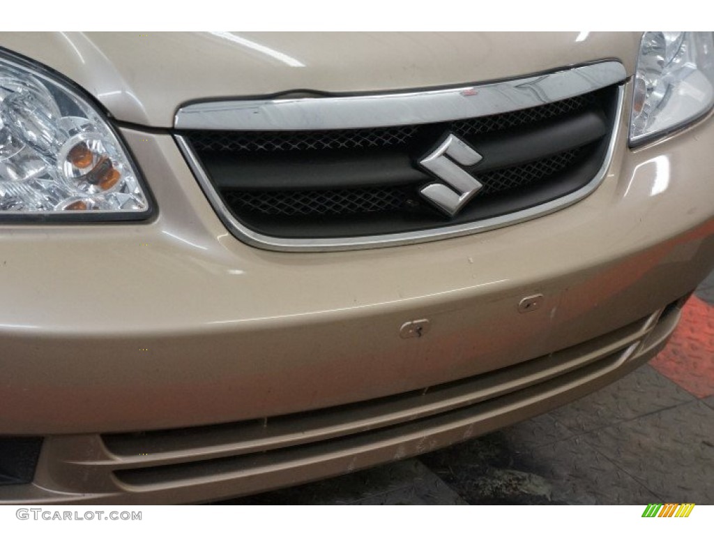 2007 Forenza Sedan - Champagne Beige Metallic / Grey photo #37