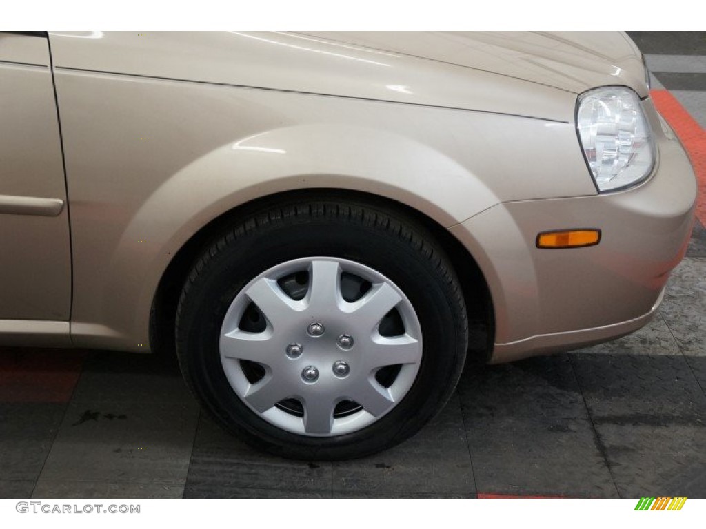 2007 Forenza Sedan - Champagne Beige Metallic / Grey photo #39