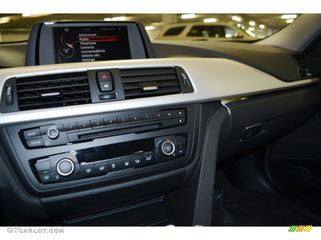 2015 3 Series 320i Sedan - Alpine White / Black photo #7