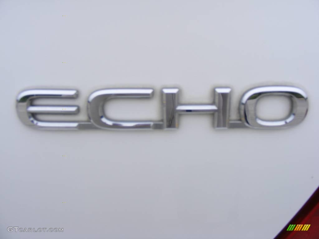 2003 ECHO Coupe - Polar White / Ivory photo #16