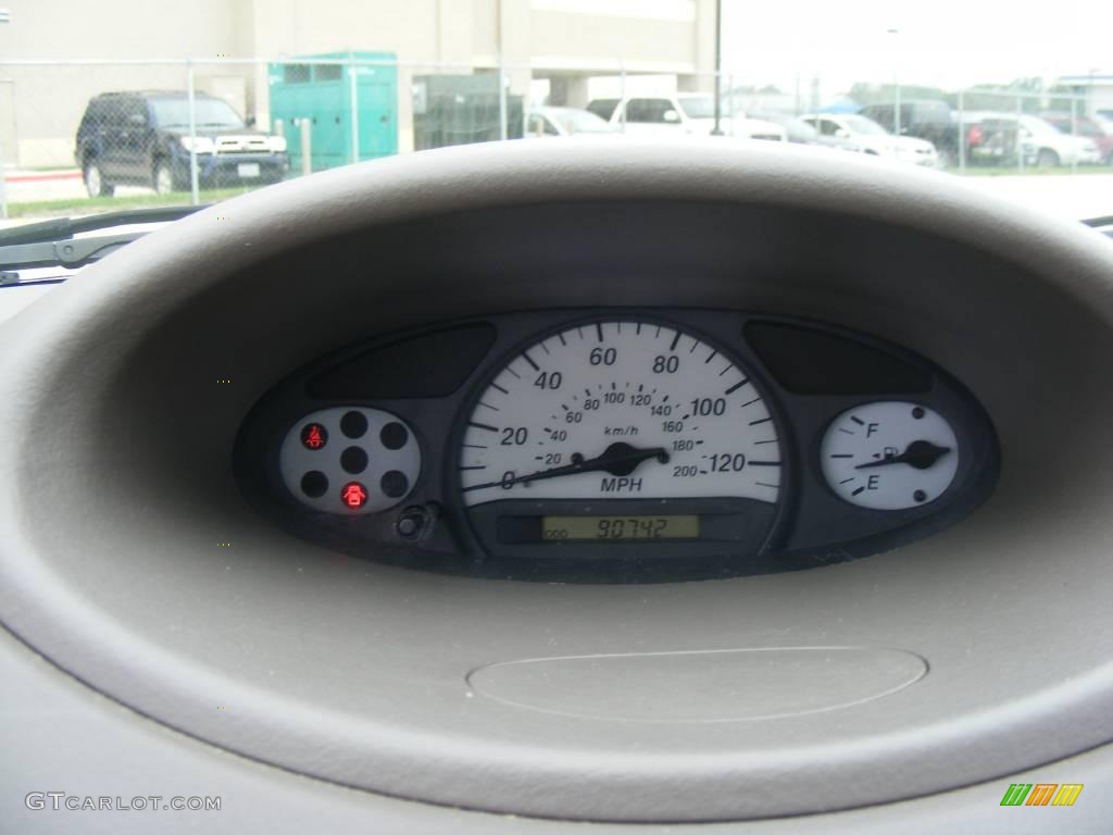 2003 ECHO Coupe - Polar White / Ivory photo #30