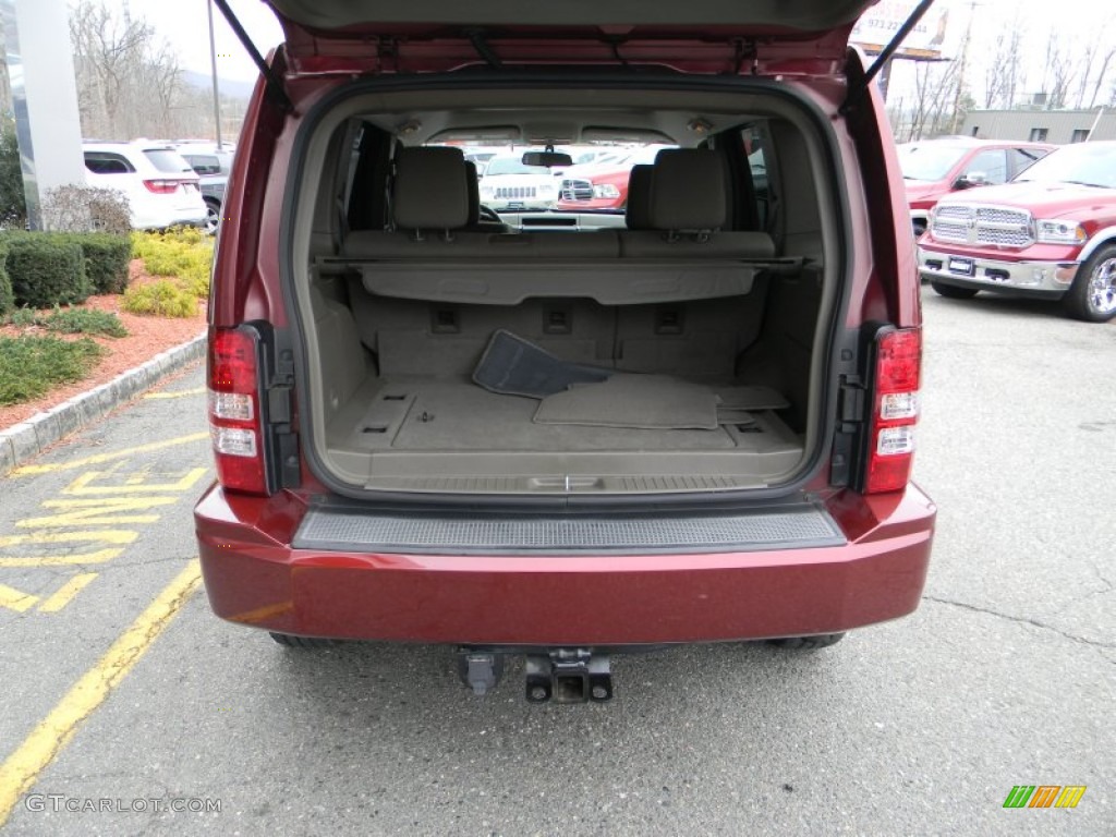 2009 Liberty Sport 4x4 - Red Rock Crystal Pearl / Pastel Pebble Beige Mckinley Leather photo #8