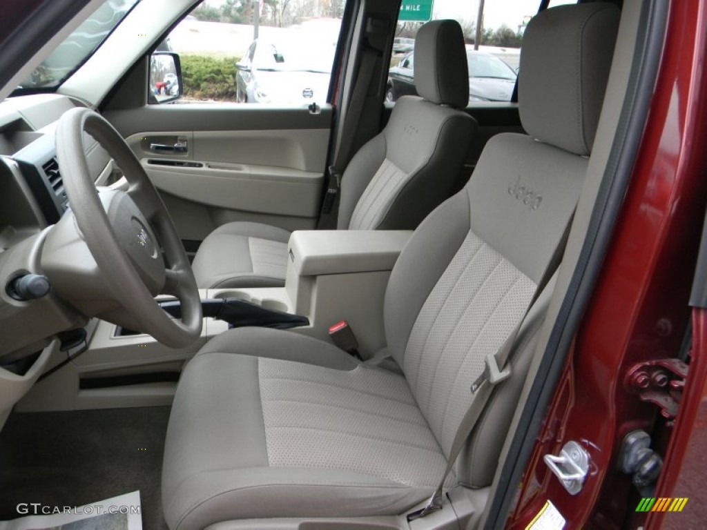 2009 Liberty Sport 4x4 - Red Rock Crystal Pearl / Pastel Pebble Beige Mckinley Leather photo #12