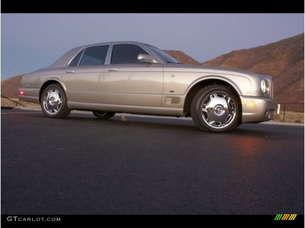 2005 Arnage T Mulliner - Silver Tempest / Beluga photo #2