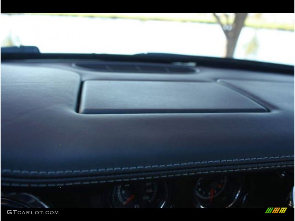 2005 Arnage T Mulliner - Silver Tempest / Beluga photo #9